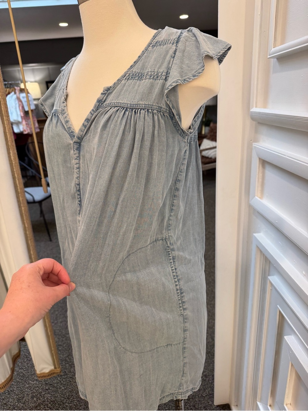 Gentle Fawn Light Wash Chambray Cap-Sleeve Dress - Picture 2 of 3